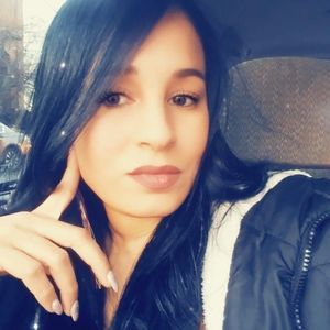 Meet your Posher, Katiria